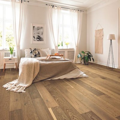 hardwood flooring in a bright Annapolis bedroom